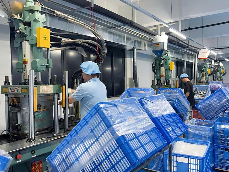 Production management for cosmetic packaging